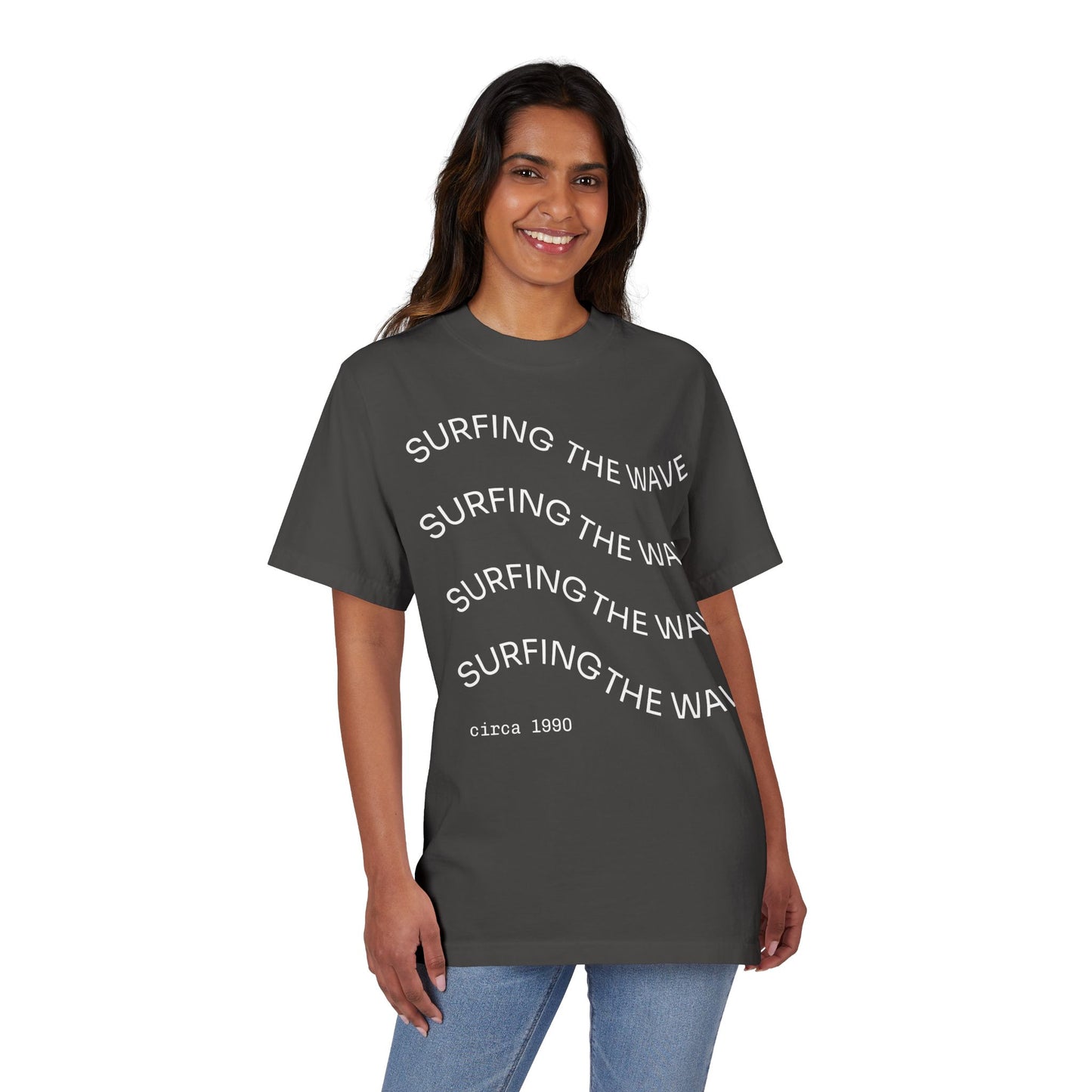 T-Shirt Surfing Wave Unisex by Mariu del Campo.