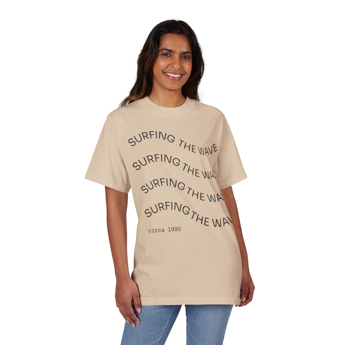 T-Shirt Surfing Wave Unisex by Mariu del Campo.