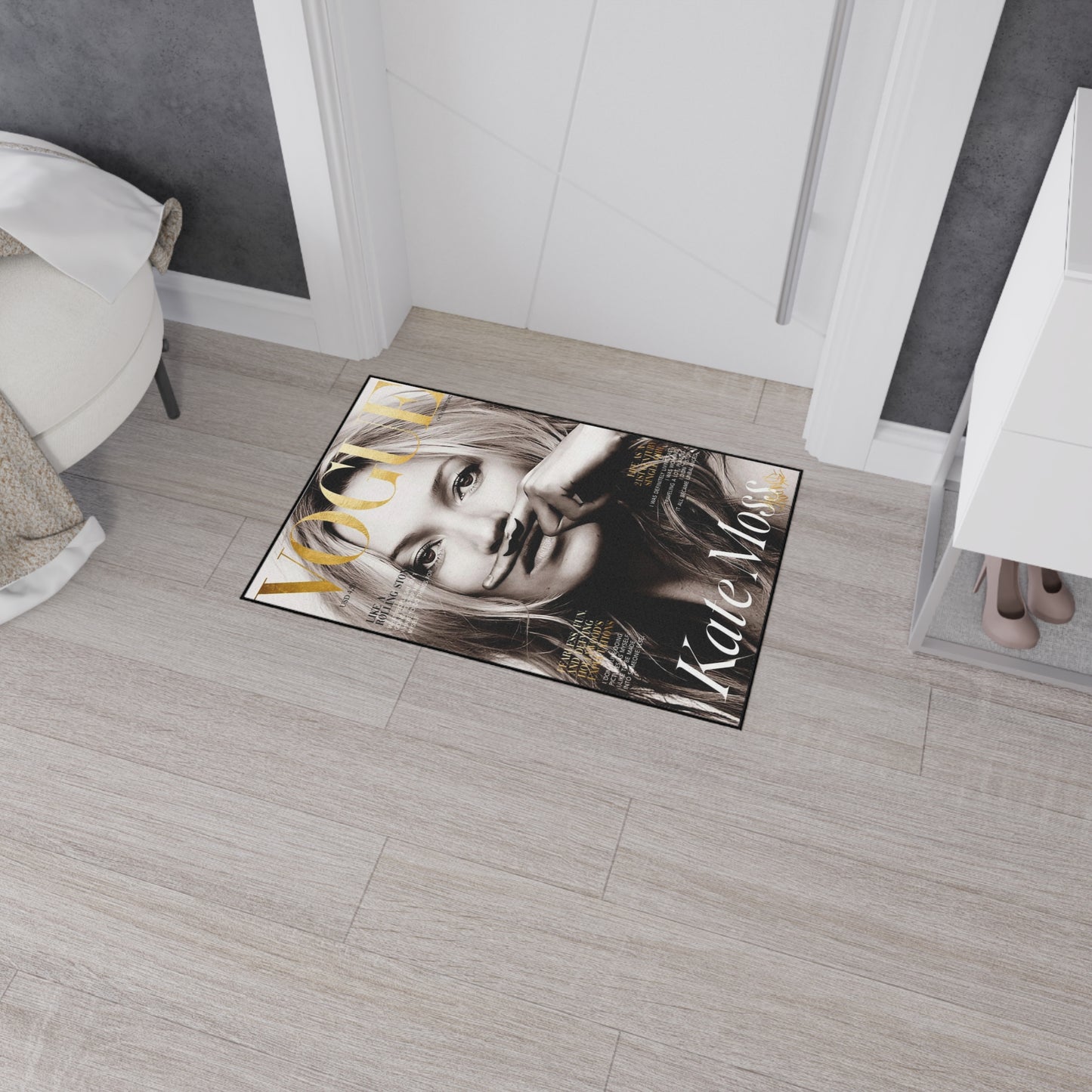 Floor Mat Kate Moss by Mariu del Campo.