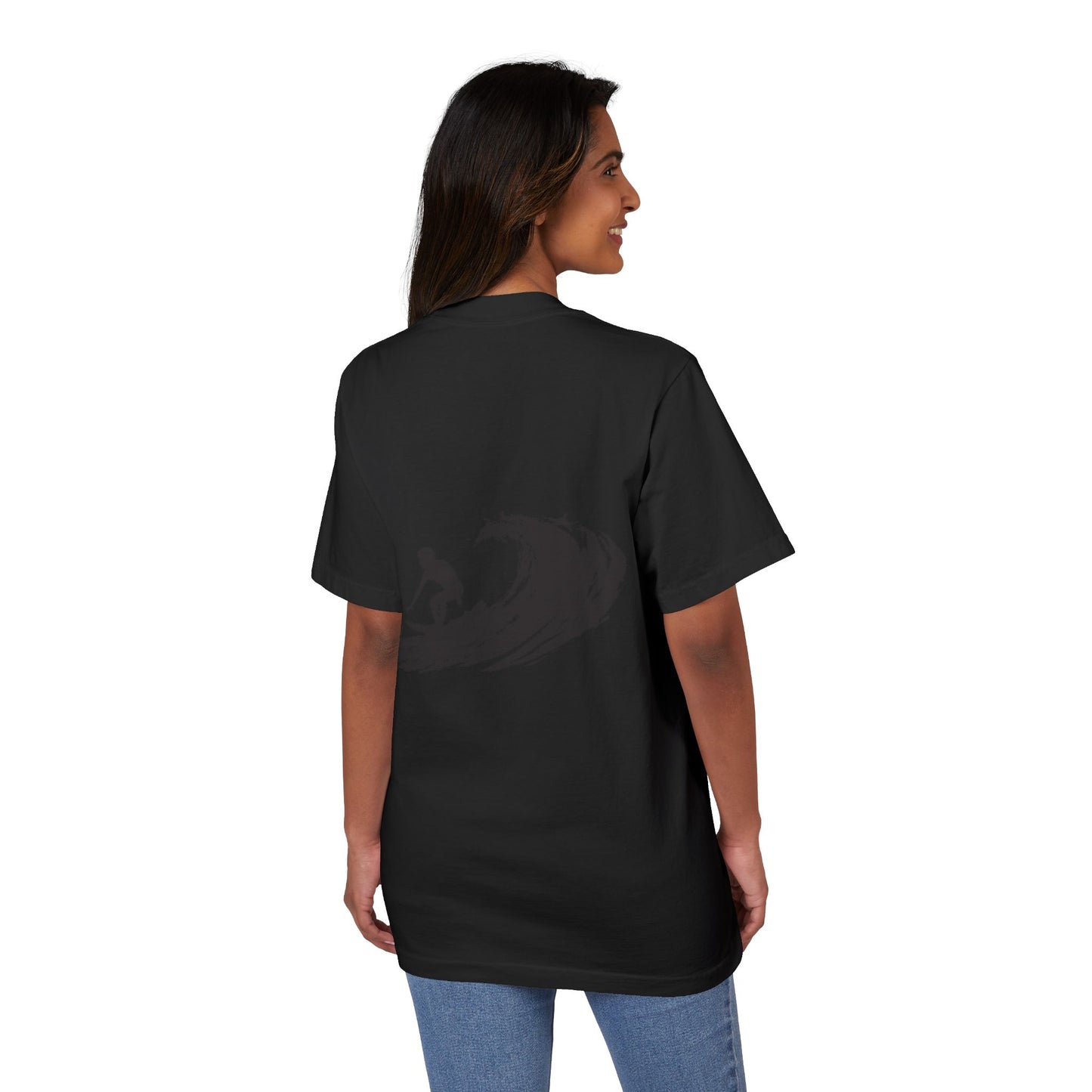 T-Shirt Surfing Wave Unisex by Mariu del Campo.