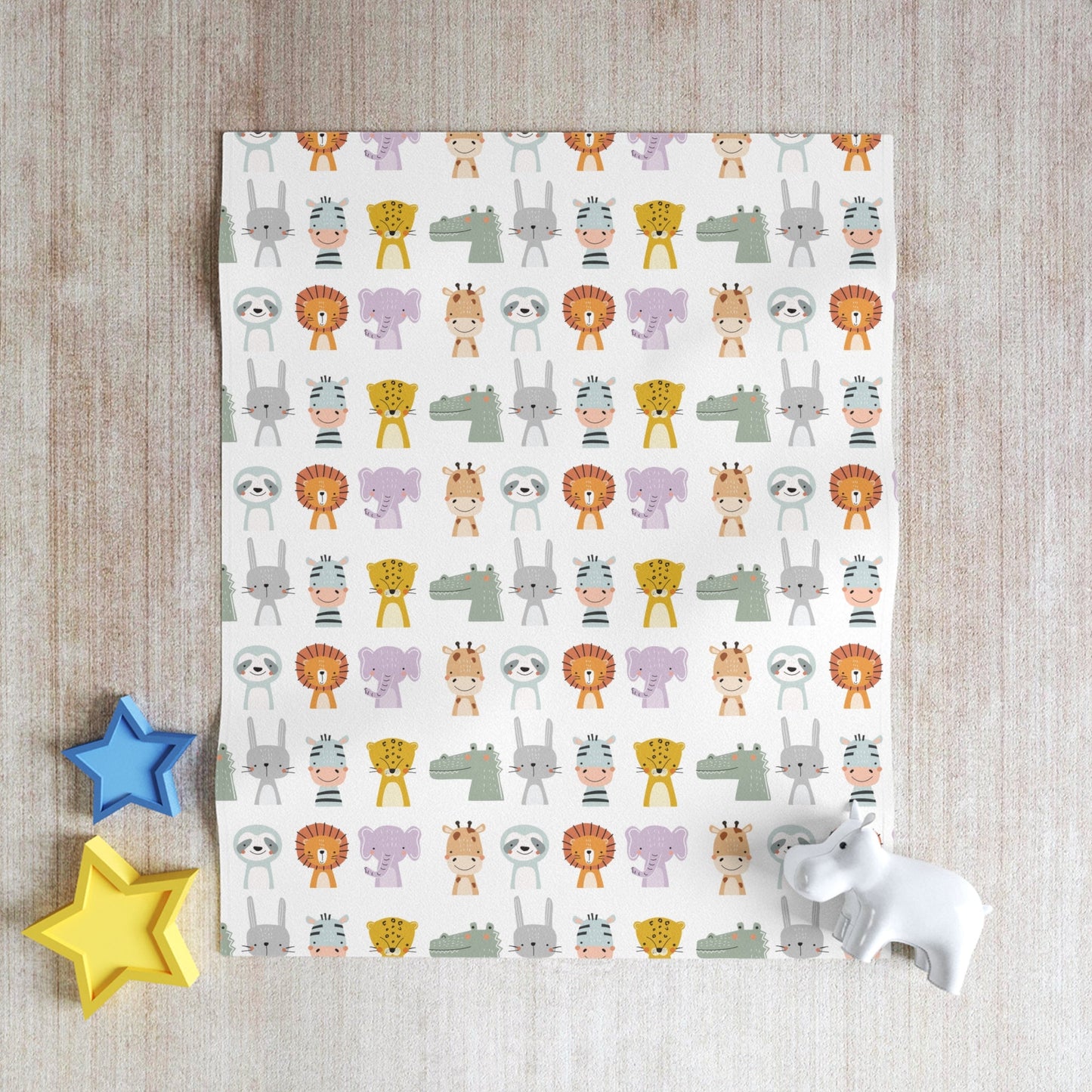 Blanket Unisex Baby Throw animals by Mariu del Campo. - Mariu del Campo