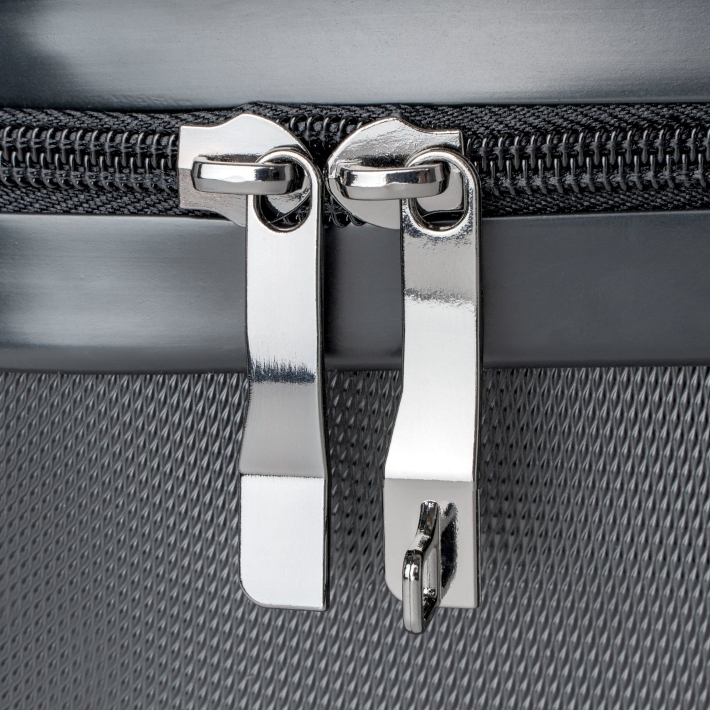 Luggage Suitcase love in dark red by Mariu del Campo. - Mariu del Campo
