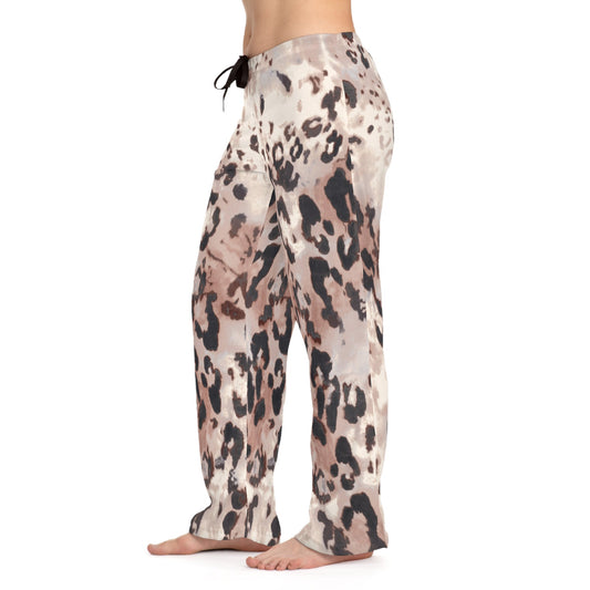 Pajama Women's Pants leopard by Mariu del Campo. - Mariu del Campo