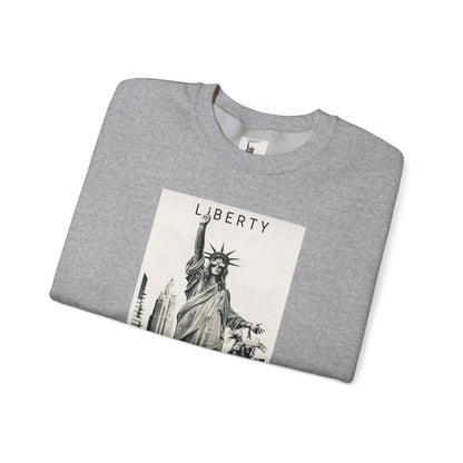 Sweatshirt Statue of Liberty Unisex by Mariu del Campo.