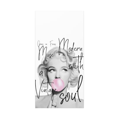 Canvas Marilyn Monroe by Mariu del Campo.