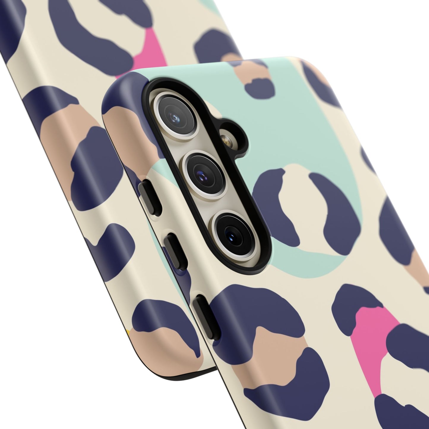 Cases Tough leopard by Mariu del Campo.