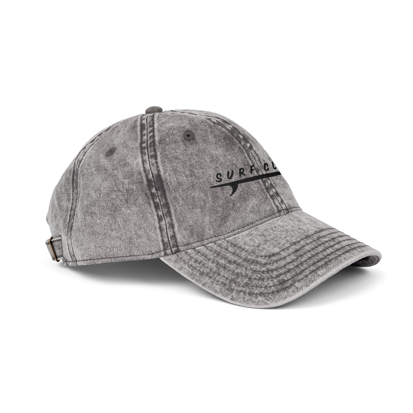 Hat Vintage Cap (Embroidery) by Mariu del Campo.
