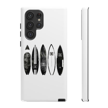 Cases Tough surf by Mariu del Campo.