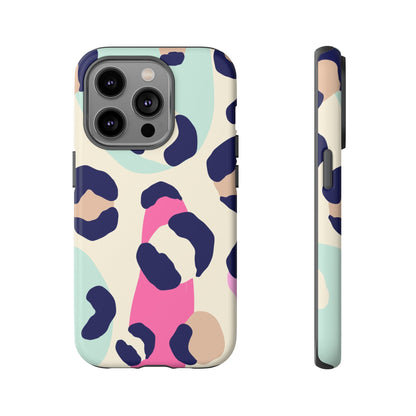 Cases Tough leopard by Mariu del Campo.