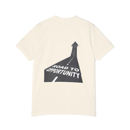 T-Shirt Unisex Road to Opportunity — Mariu del Campo
