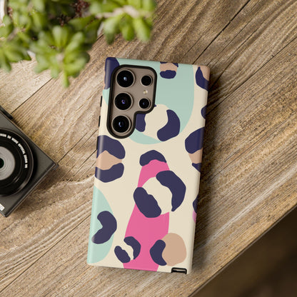 Cases Tough leopard by Mariu del Campo.
