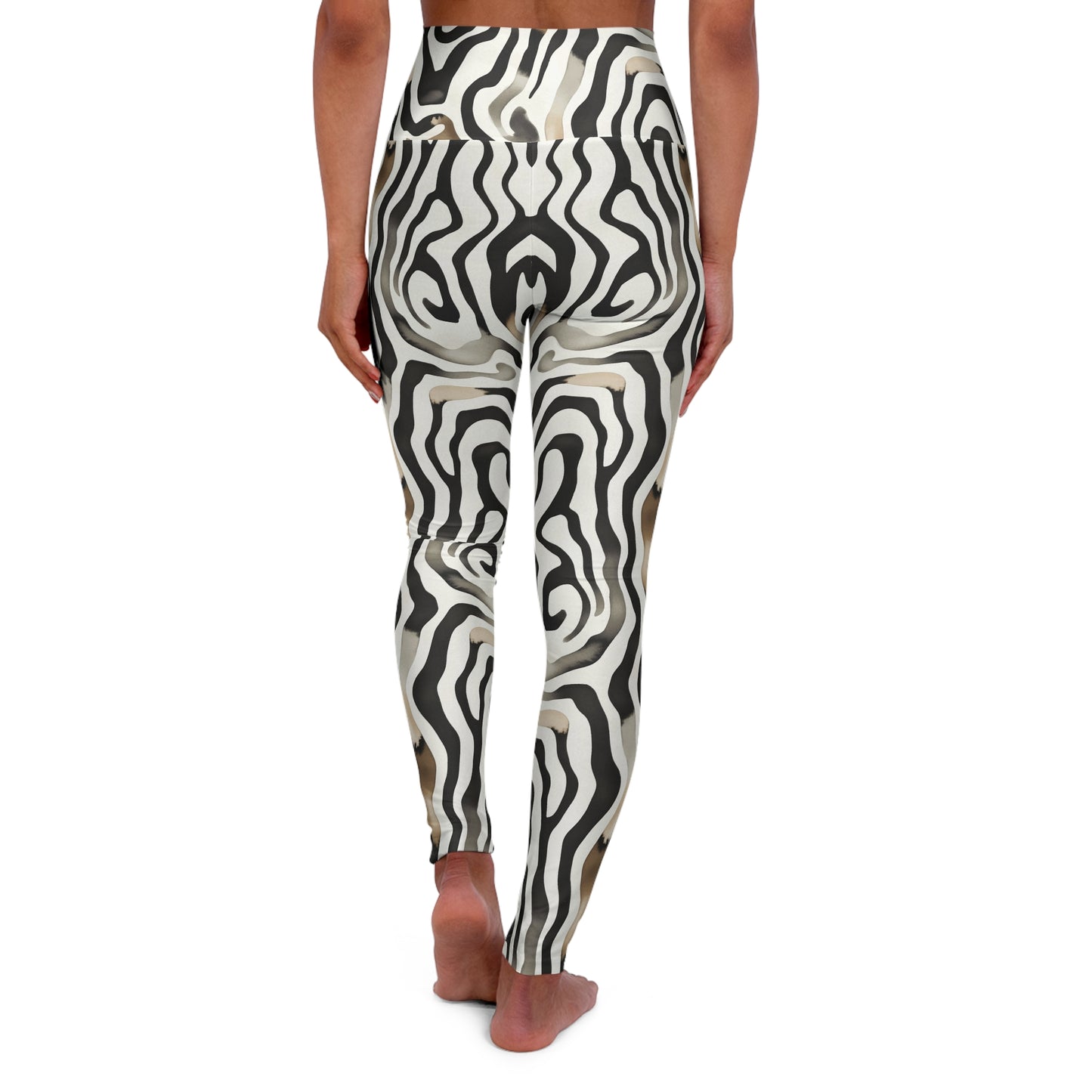 Leggings African Wild by Mariu del Campo — model wearing lifestyle