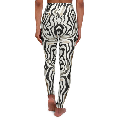 Leggings African Wild by Mariu del Campo — model wearing lifestyle