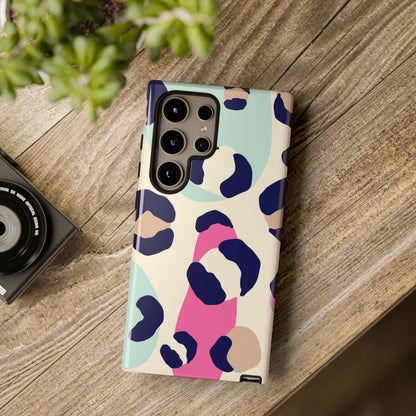 Cases Tough leopard by Mariu del Campo.