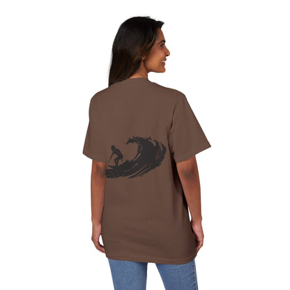 T-Shirt Surfing Wave Unisex by Mariu del Campo.