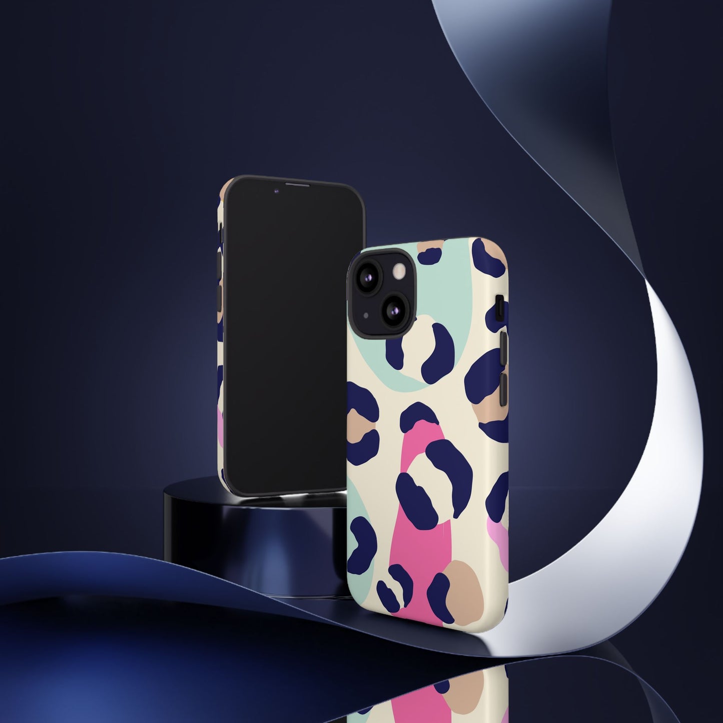 Cases Tough leopard by Mariu del Campo.
