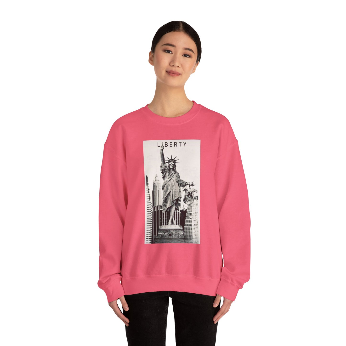 Sweatshirt Statue of Liberty Unisex by Mariu del Campo.