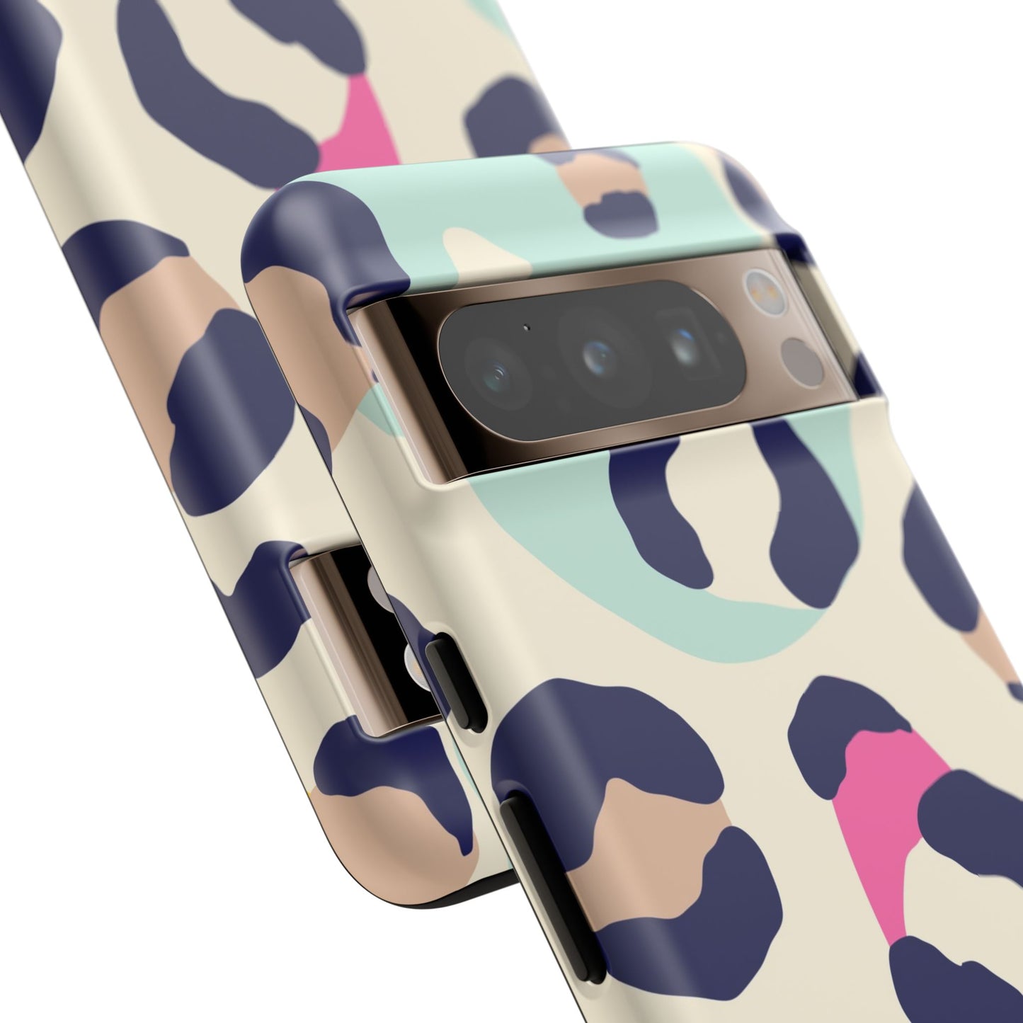 Cases Tough leopard by Mariu del Campo.
