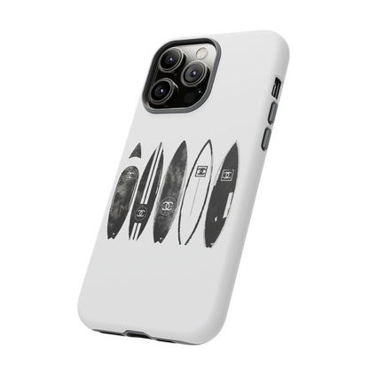 Cases Tough surf by Mariu del Campo.