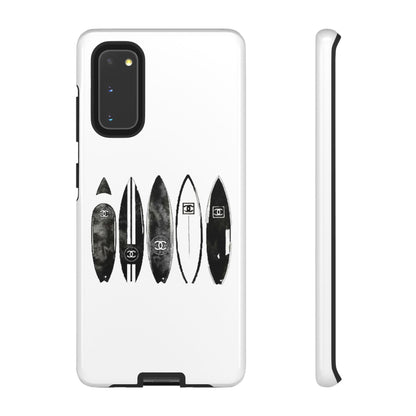 Cases Tough surf by Mariu del Campo.