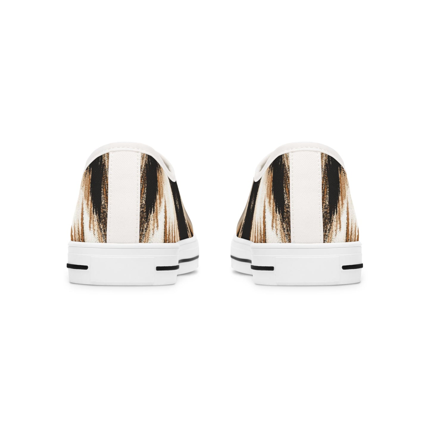 Sneakers Women's Low Top wild by Mariu del Campo.