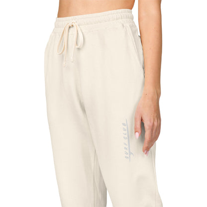 Sweatpants Fleece Surf Club by Mariu del Campo.