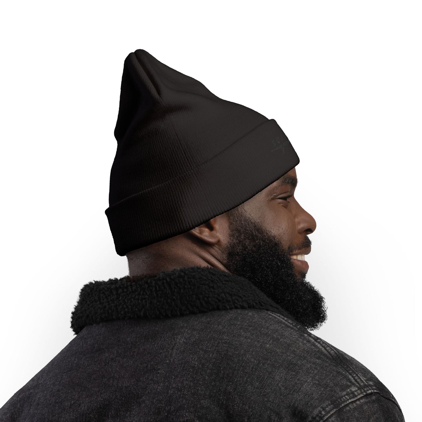 Hat Knit Beanie Surf Club by Mariu del Campo.