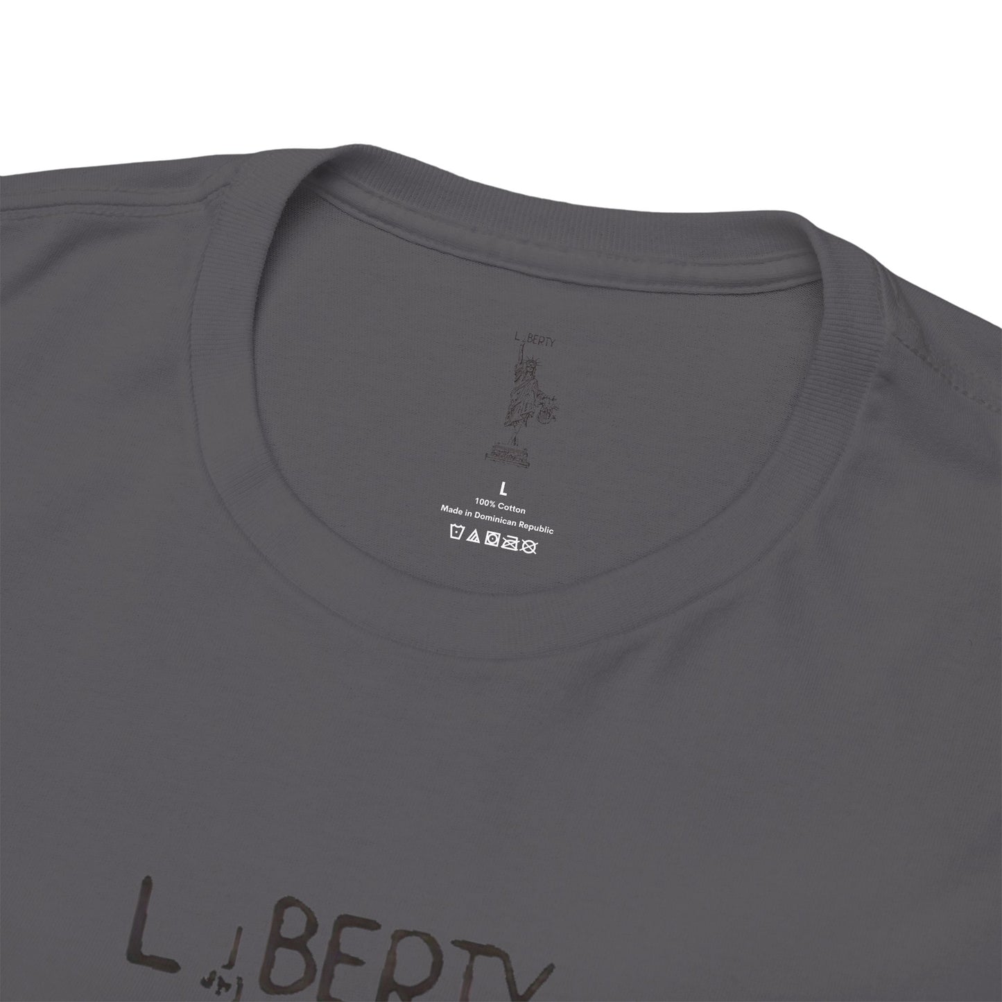 T-Shirt Statue of Liberty Unisex Cotton Tee by Mariu del Campo.