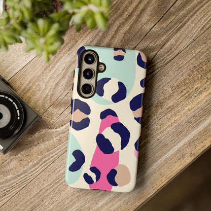 Cases Tough leopard by Mariu del Campo.