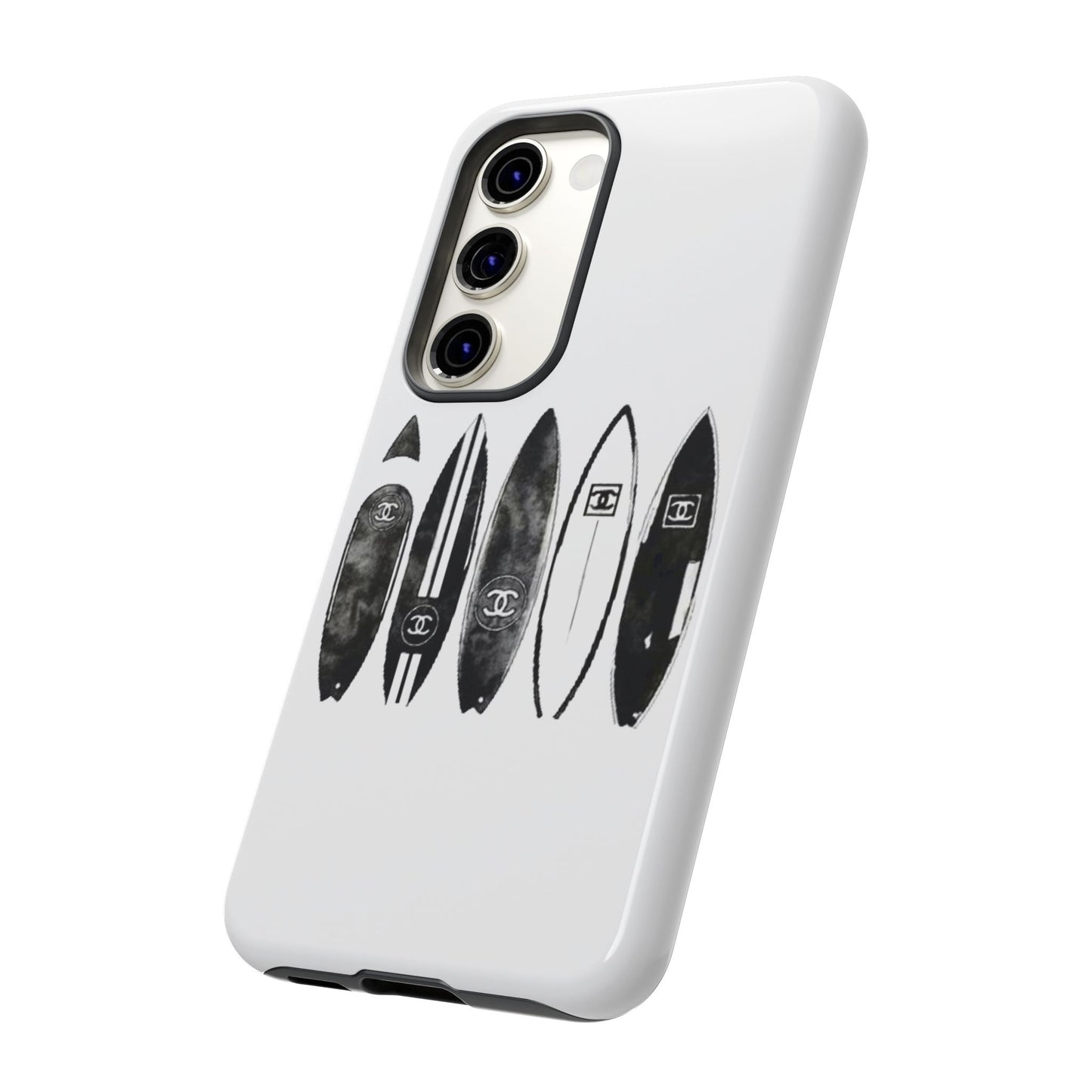 Cases Tough surf by Mariu del Campo.
