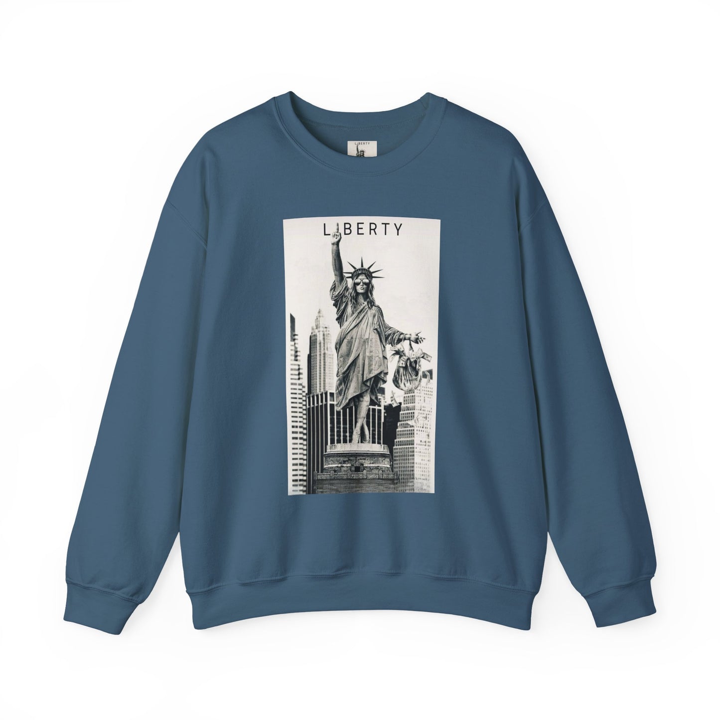 Sweatshirt Statue of Liberty Unisex by Mariu del Campo.