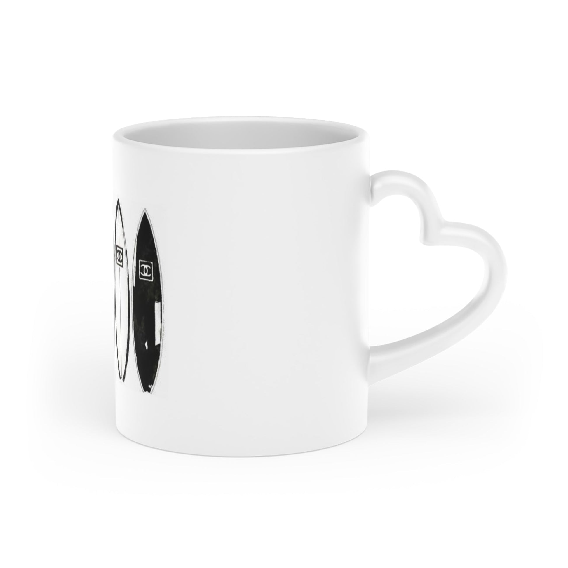 Mug Heart - Shaped surf love by Mariu del Campo. - Mariu del Campo
