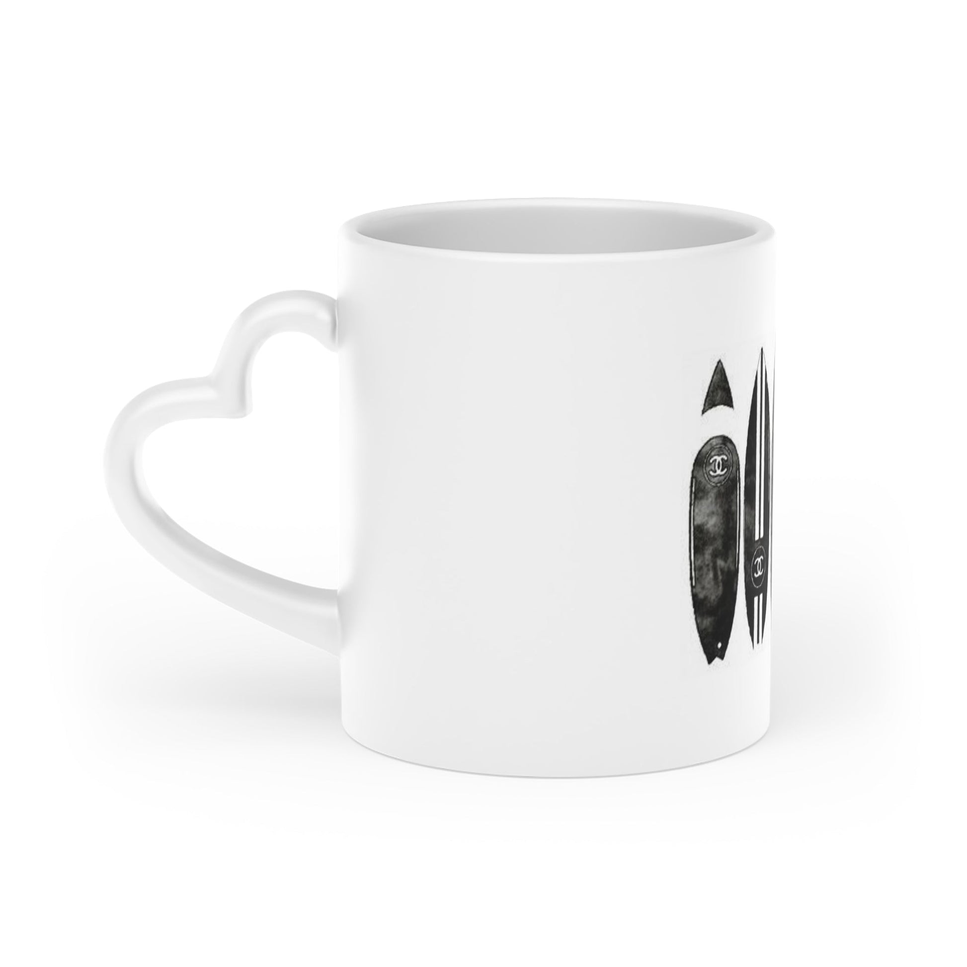 Mug Heart - Shaped surf love by Mariu del Campo. - Mariu del Campo